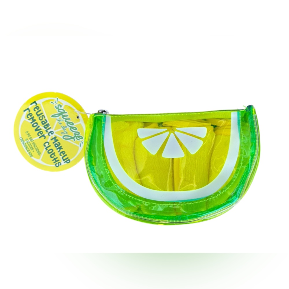 Squeeze the Day Makeup Removing Cloths (4 Cloths)